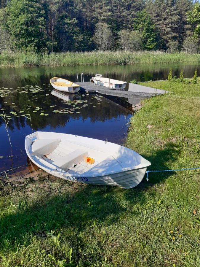 Tihase Puhkemajake Pärnu Esterno foto